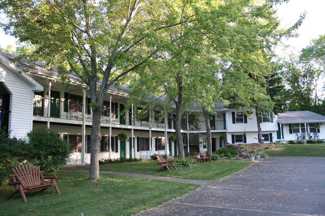Parkside Inn Ellison Bay Extérieur photo